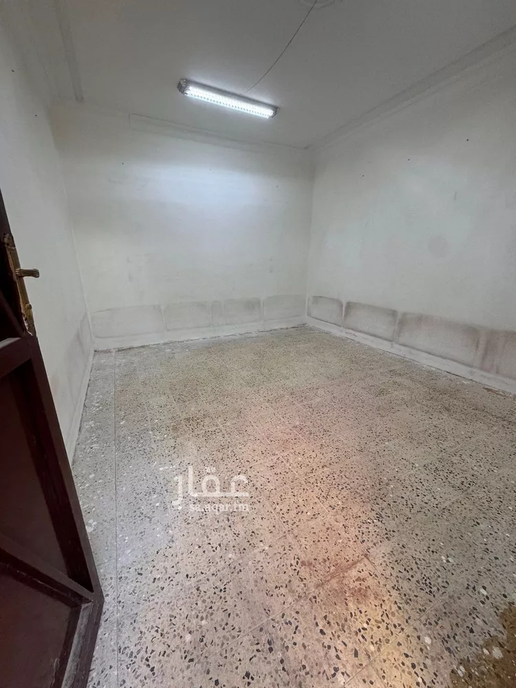 دور للإيجار في شارع صالح السلطان, حي المصيف, مدينة الرياض, منطقة الرياض صورة 5