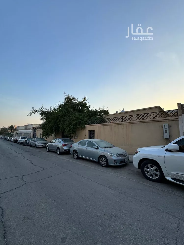 فيلا للبيع في شارع حذيفة بن جبل, حي المربع, مدينة الرياض, منطقة الرياض صورة 3