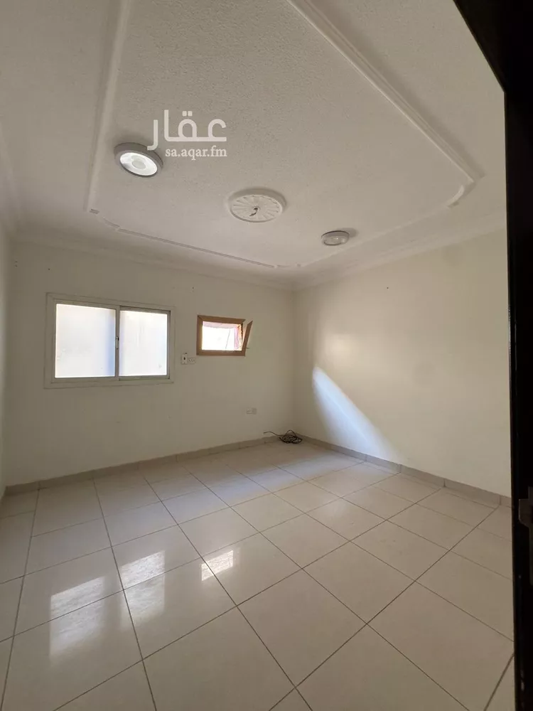 شقة للإيجار في شارع عبدالله بن حسن آل الشيخ, حي المصيف, مدينة الرياض, منطقة الرياض 1 صورة