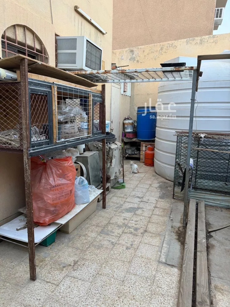 فيلا للبيع في شارع حذيفة بن جبل, حي المربع, مدينة الرياض, منطقة الرياض صورة 5