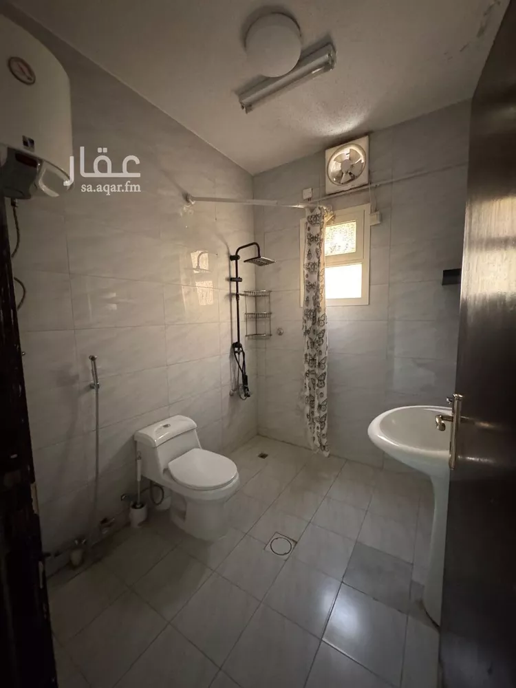 شقة للإيجار في شارع عبدالله بن حسن آل الشيخ, حي المصيف, مدينة الرياض, منطقة الرياض صورة 2