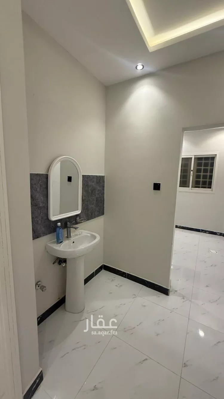 شقة للإيجار في شارع وادي الزرقاء, حي الوادي, مدينة الرياض, منطقة الرياض