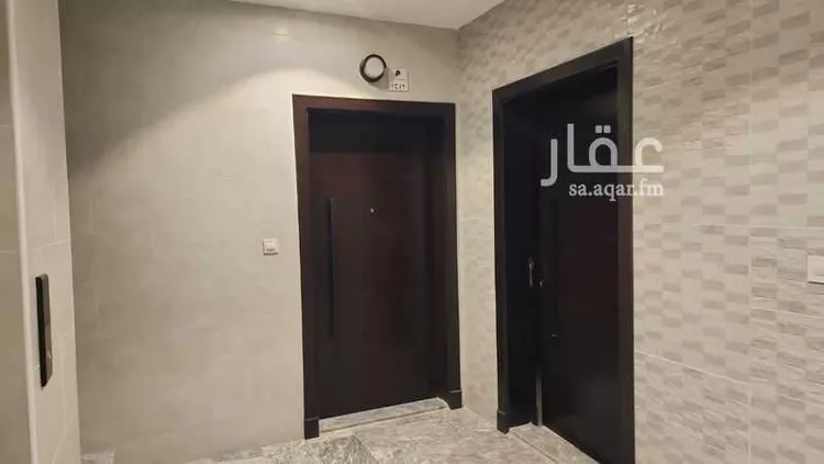 شقة للبيع في شارع خارجه ابن عبدالمنذر, حي الحمدانية, مدينة جدة, منطقة مكة المكرمة صورة 3