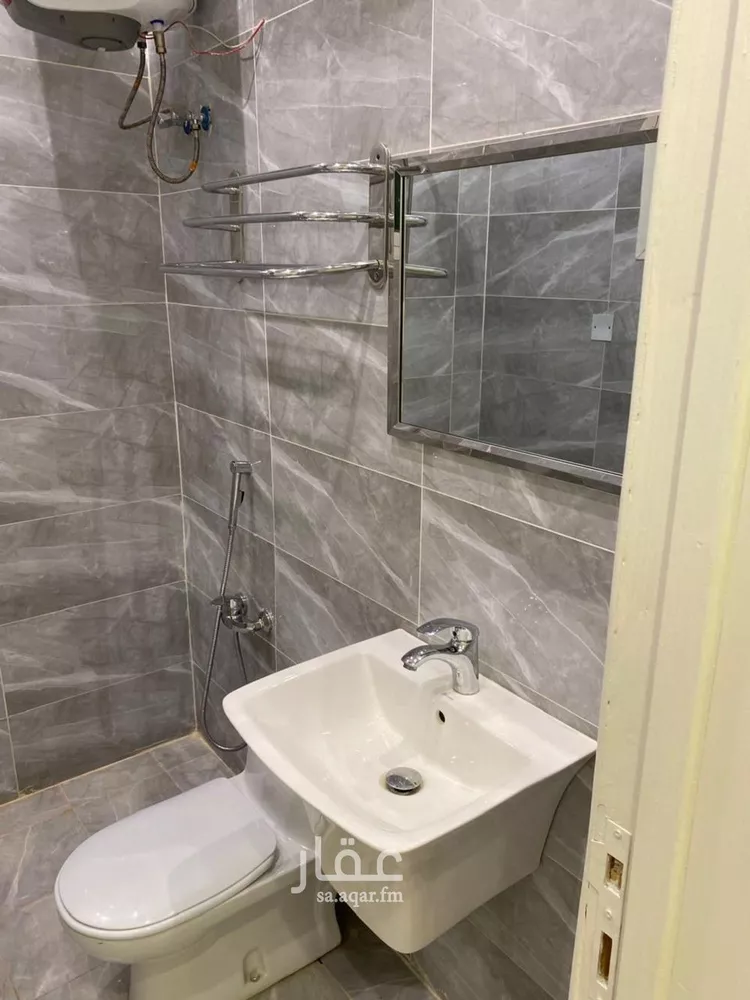 شقة للإيجار في شارع الصائن, حي قرطبة, مدينة الرياض, منطقة الرياض صورة 5