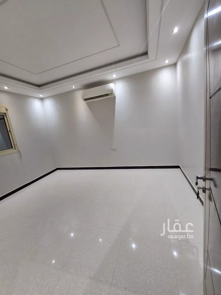 فيلا للإيجار في شارع محمد الطيب بن صالح التونسي, حي عرقة, مدينة الرياض, منطقة الرياض 26