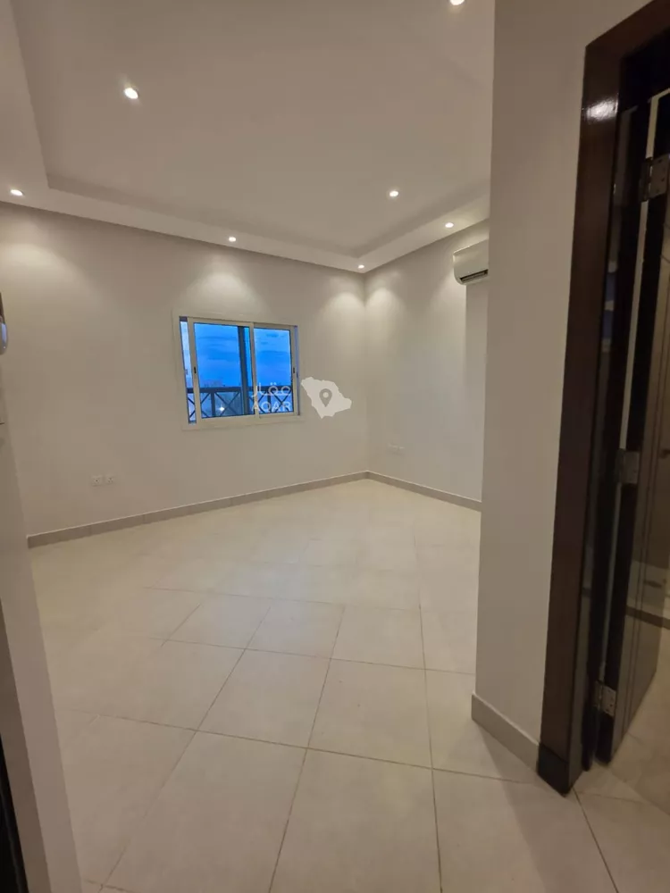 شقة للإيجار في شارع ابي سفيان بن حرب, حي النزهة, مدينة الرياض, منطقة الرياض صورة 2