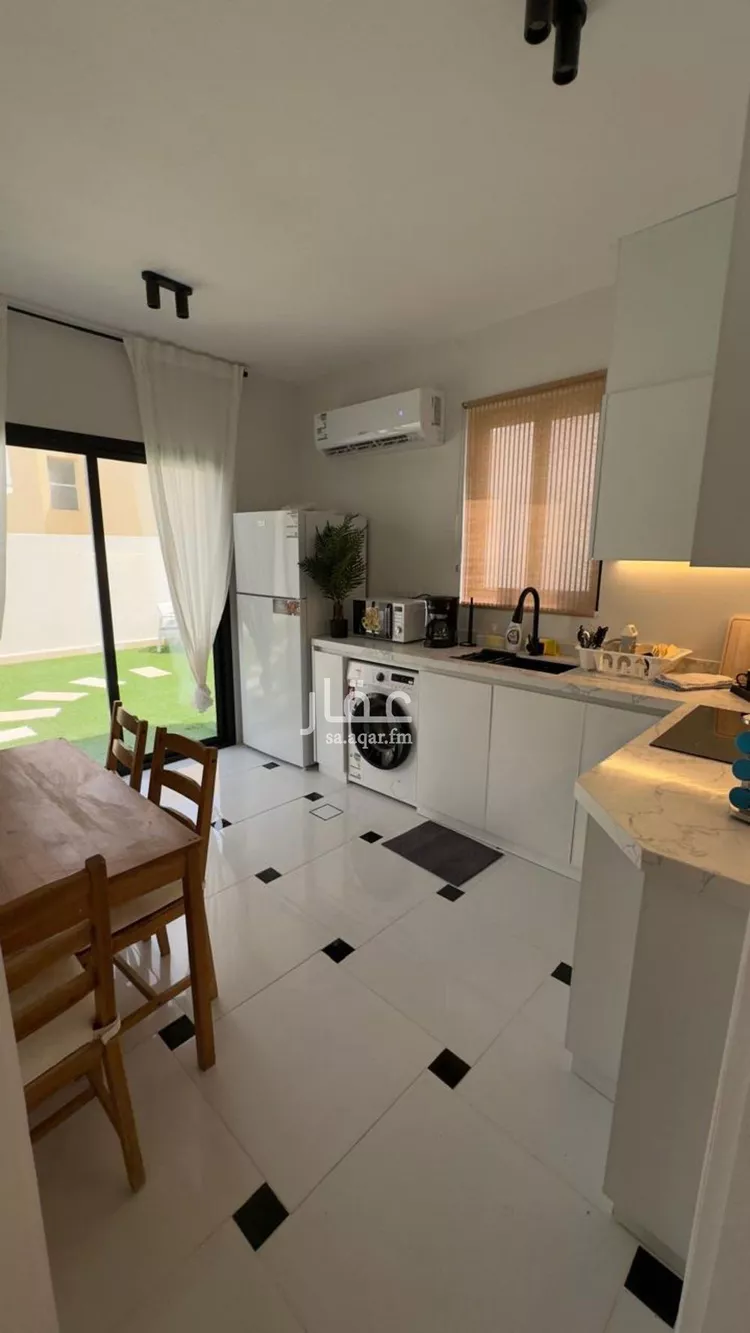 شقة للإيجار في شارع ابن قديرة, حي التعاون, مدينة الرياض, منطقة الرياض