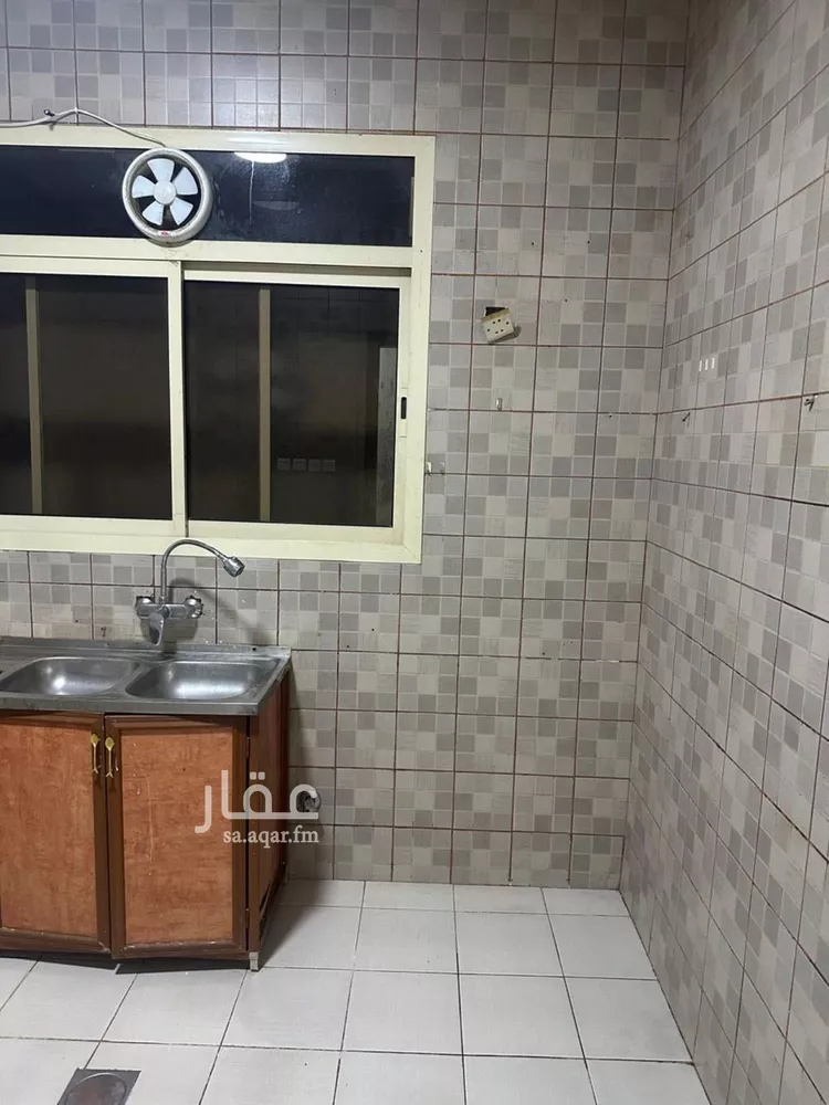 شقة للإيجار في شارع ابن قديرة, حي التعاون, مدينة الرياض, منطقة الرياض صورة 3