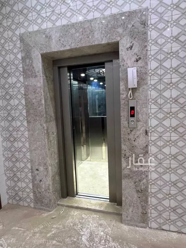 عمارة للإيجار في شارع حصين ابن المعلي, حي الرانوناء, مدينة المدينة المنورة, منطقة المدينة المنورة 8