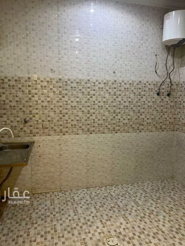 شقة للإيجار في شارع علي الدفاع, حي العزيزية, مدينة الرياض, منطقة الرياض صورة 3