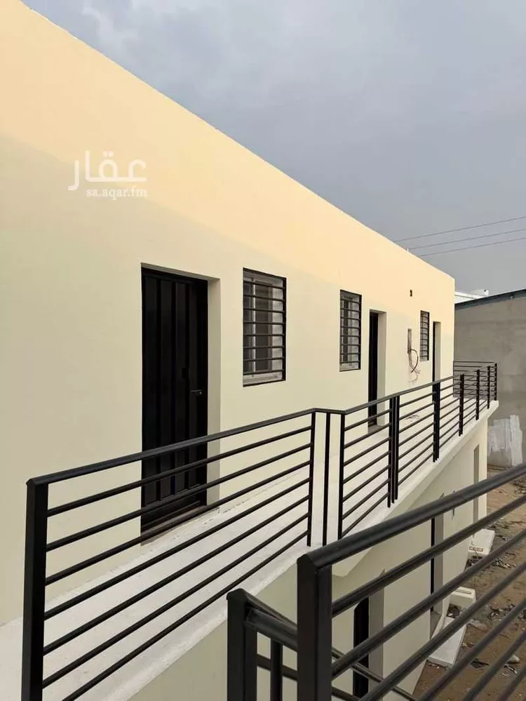 عمارة للإيجار في شارع الملك خالد, حي ذلالة, مدينة خميس مشيط, منطقة عسير صورة 3