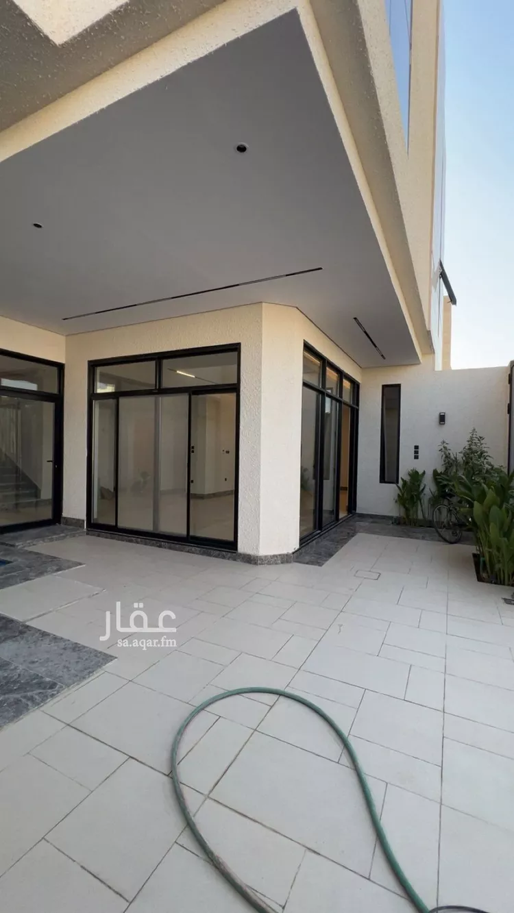 فيلا للبيع في شارع عامر السيد عثمان, حي النرجس, مدينة الرياض, منطقة الرياض صورة 3