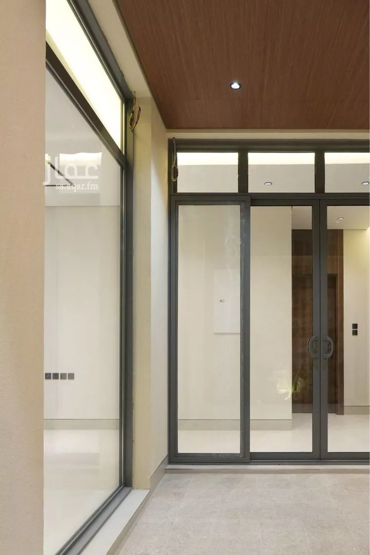 Floor for Sale in Riyadh Al Arid 12