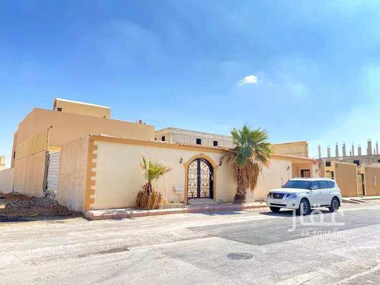أرض للبيع في شارع  عبدالرحمن ابن سعدي, حي ظهرة العودة شرق, مدينة الدرعية, منطقة الرياض