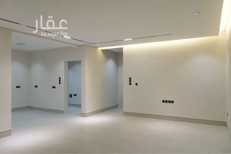 Floor for Sale in Riyadh Al Arid 14