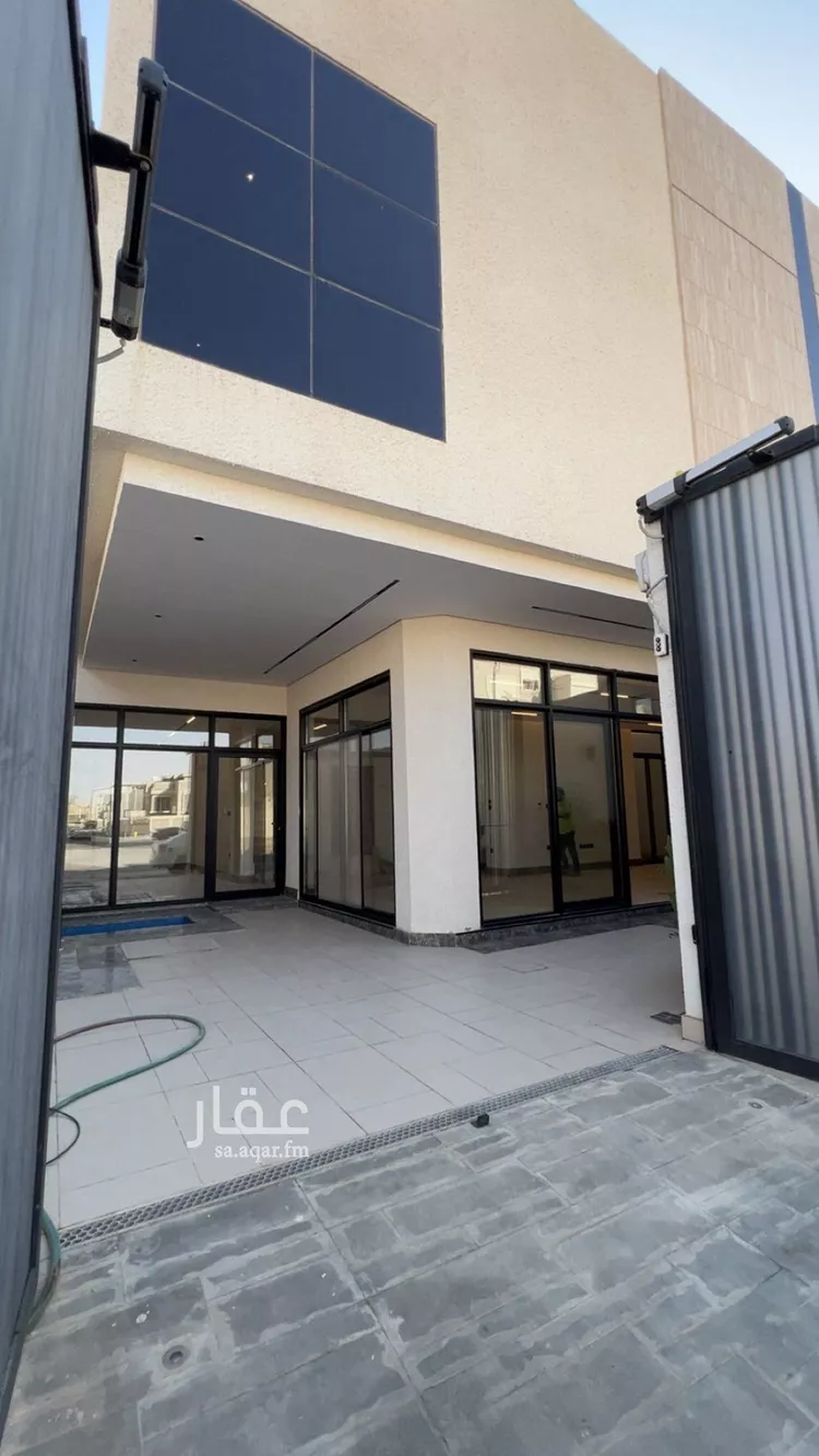 فيلا للبيع في شارع عامر السيد عثمان, حي النرجس, مدينة الرياض, منطقة الرياض صورة 2