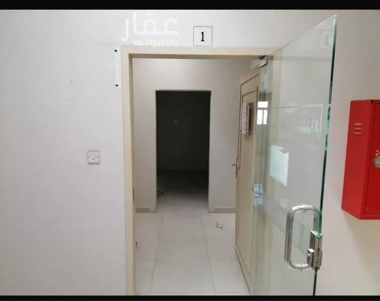 مكتب تجاري للإيجار في شارع الدائري الجنوبي الفرعي, حي شبرا, مدينة الرياض, منطقة الرياض