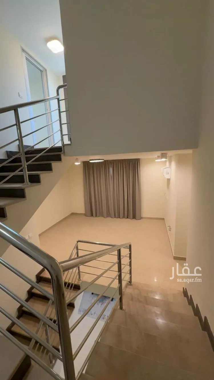 فيلا للبيع في شارع وكيع بن الجراح, حي الرمال, مدينة الرياض, منطقة الرياض