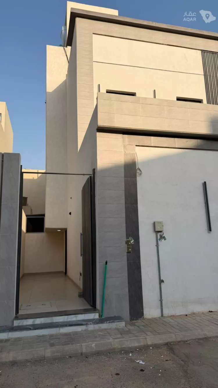شقة للبيع في شارع جمال الدين أبي السعود ظهيرة, حي الرمال, مدينة الرياض, منطقة الرياض 5