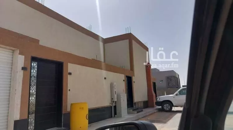 دور للبيع في شارع ثابت بن المنذر ، حي المنار ، عنيزة ، عنيزة