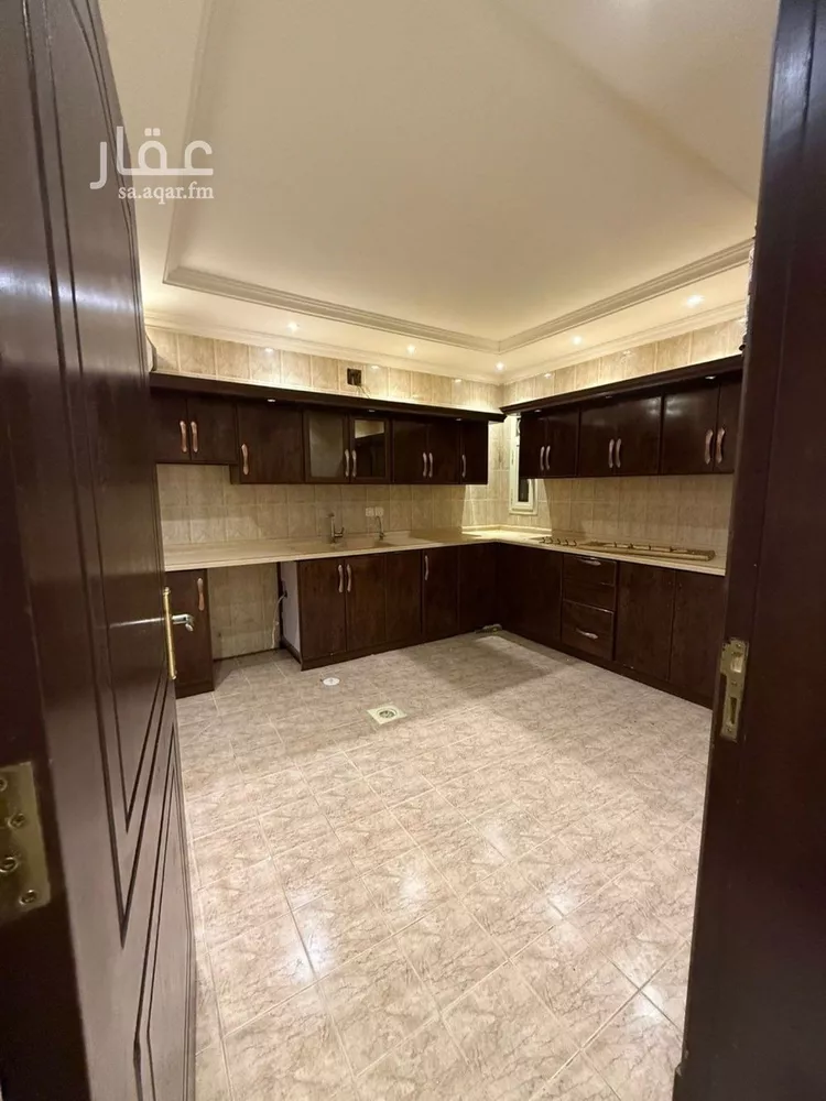 شقة للإيجار في شارع محمد بن يزيد الثمالي بن المبرد, حي القيروان, مدينة الرياض, منطقة الرياض