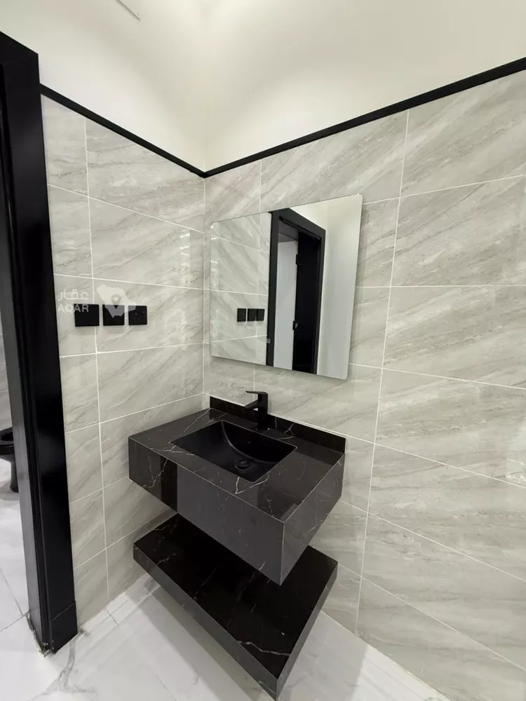 Floor for Sale in Taif Al Jal 11