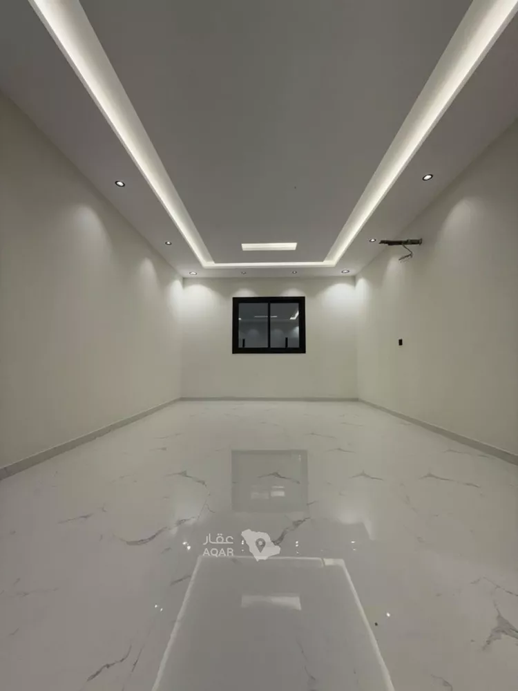 Floor for Sale in Taif Al Jal 5