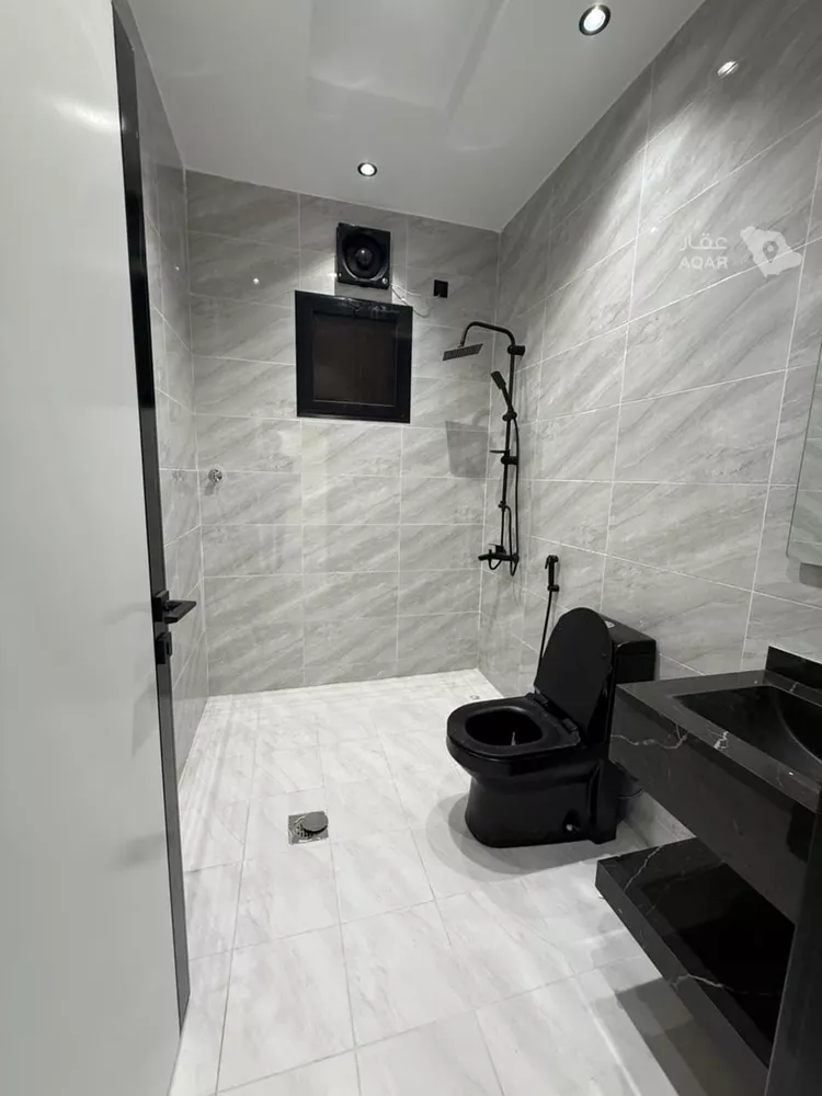 Floor for Sale in Taif Al Jal 17