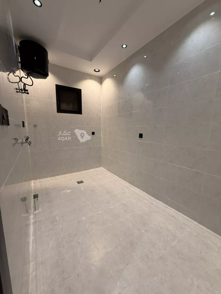 Floor for Sale in Taif Al Jal 8