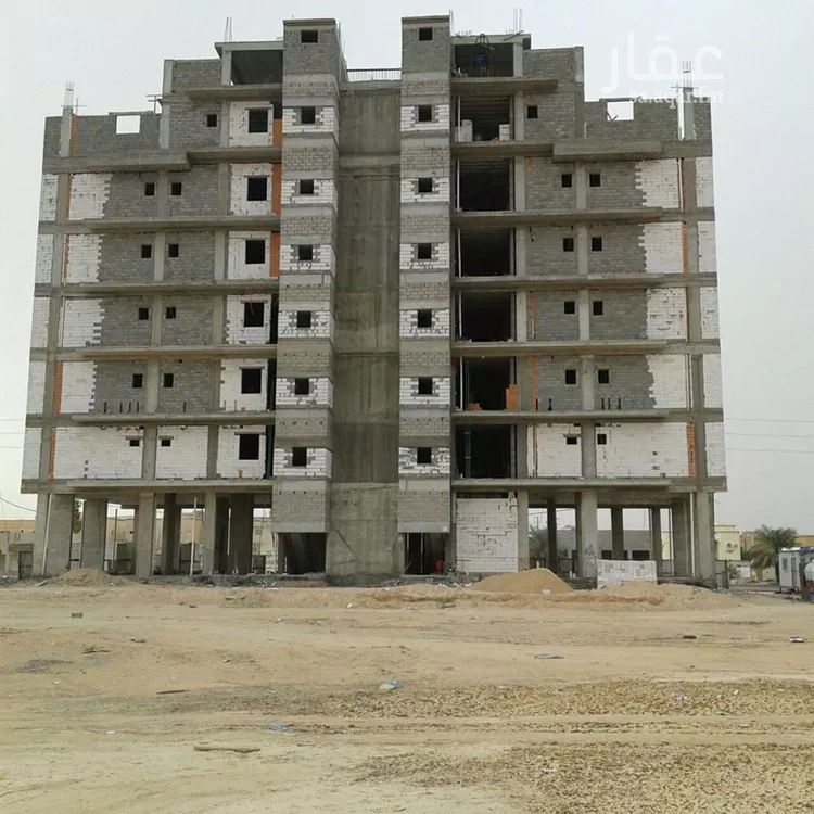 عمارة للبيع في شارع الفهري, حي الوادي, مدينة حفر الباطن, المنطقة الشرقية