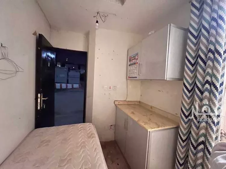 Room for Rent in Riyadh At Taawon