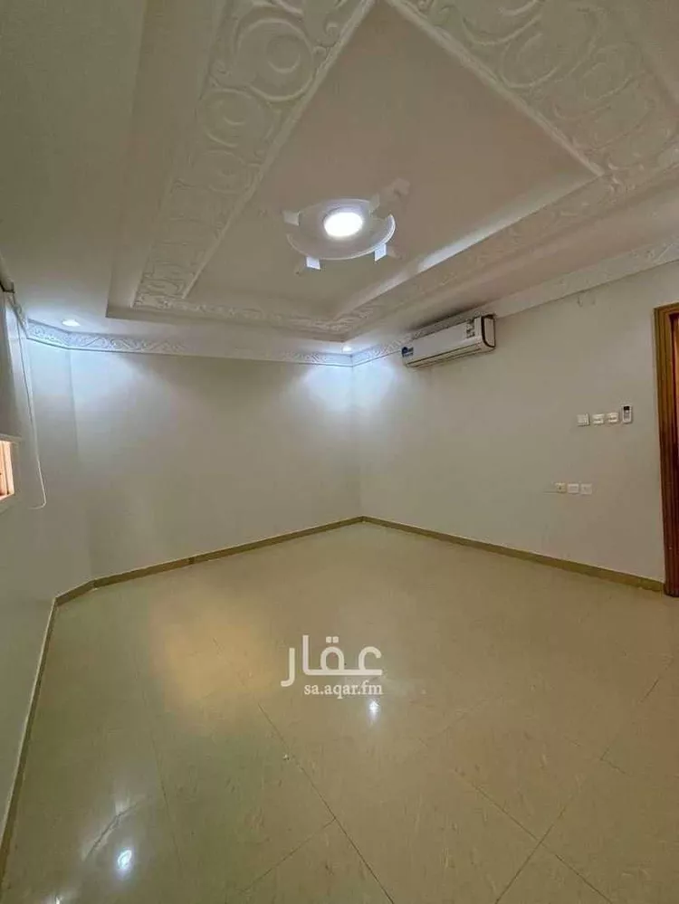 فيلا للبيع في شارع العاصمة, حي إشبيلية, مدينة الرياض, منطقة الرياض صورة 4