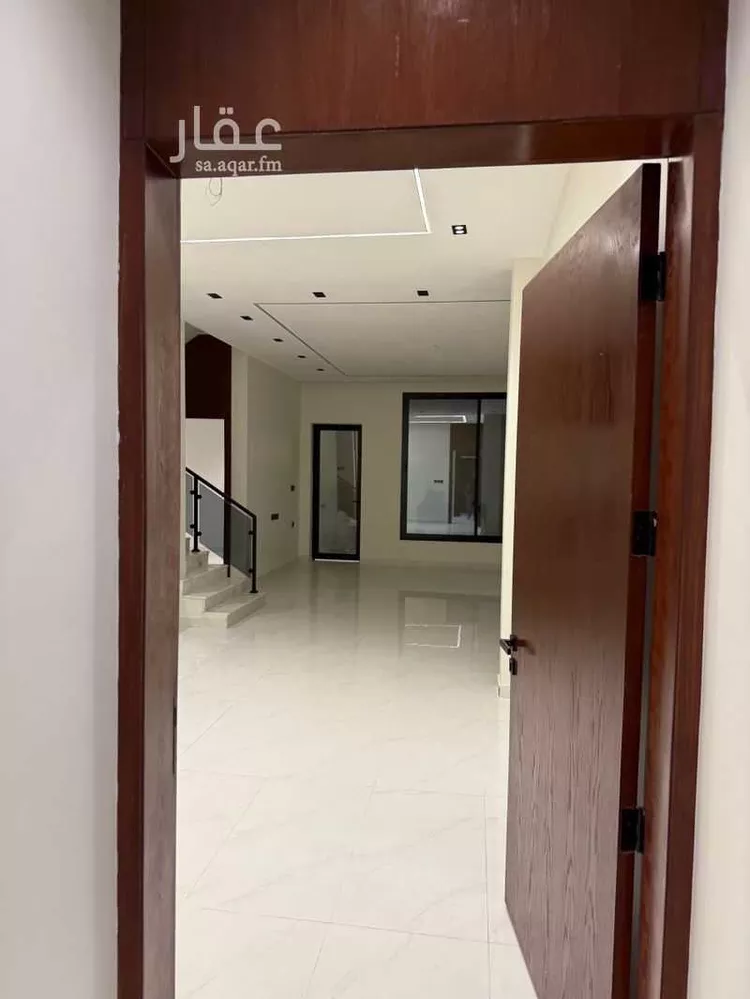 فيلا للبيع في شارع أبي القاسم بن مكي ، حي طيبة ، الرياض ، منطقة الرياض صورة 5