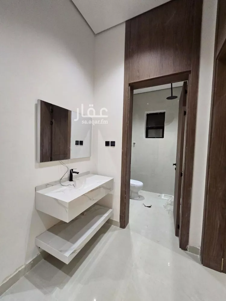 دور للبيع في شارع السبتي, حي عكاظ, مدينة الرياض, منطقة الرياض صورة 2