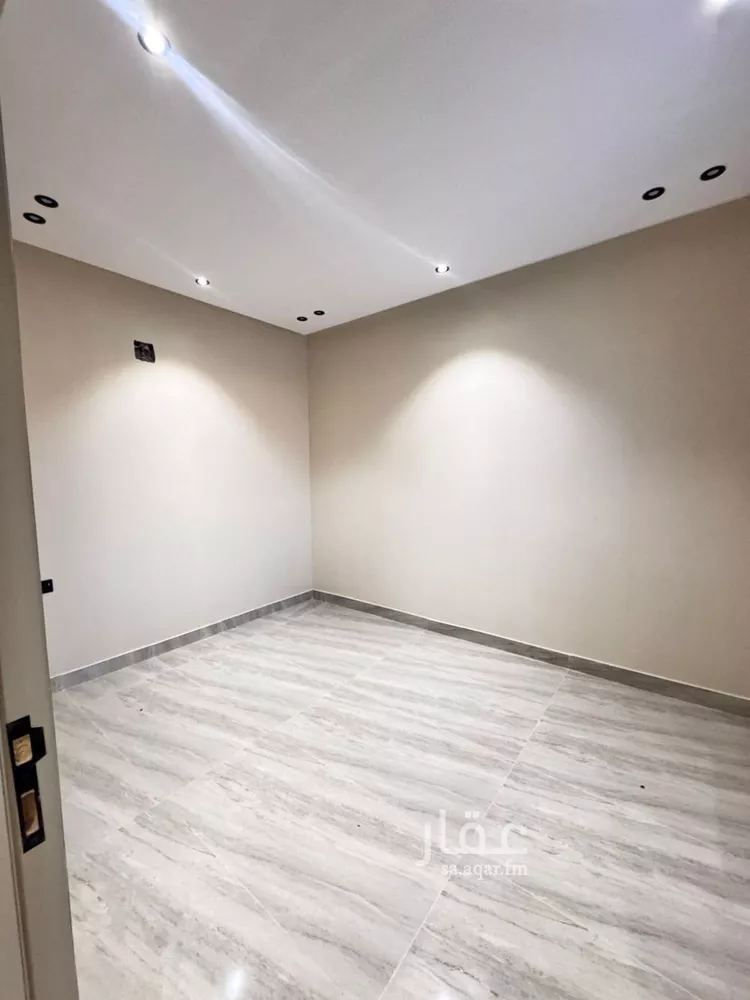 فيلا للبيع في شارع  ابي حنيفه, حي العريجاء الغربي, مدينة الرياض, منطقة الرياض صورة 4