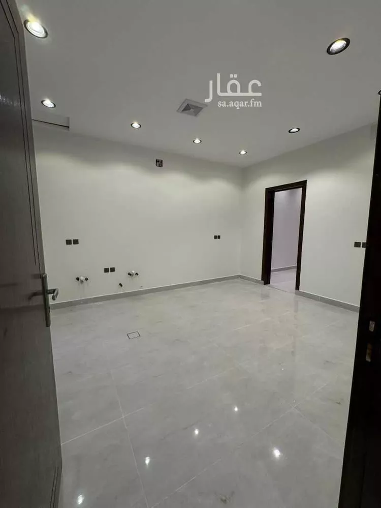 فيلا للبيع في شارع طريق الجنادرية, حي المعيزيلة, مدينة الرياض, منطقة الرياض 26