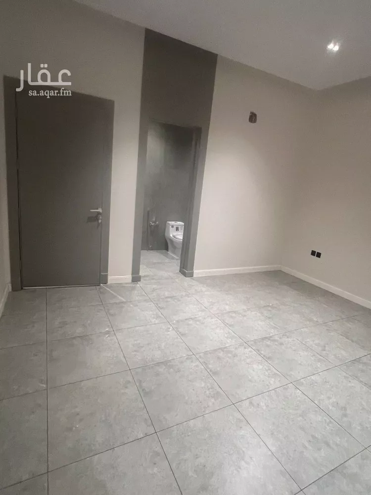 دور للبيع في شارع فهد المارك, حي الرمال, مدينة الرياض, منطقة الرياض صورة 5