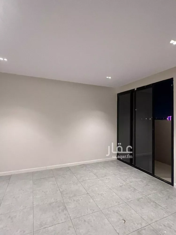 دور للبيع في شارع فهد المارك, حي الرمال, مدينة الرياض, منطقة الرياض صورة 3