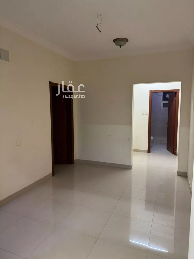 شقة للإيجار في شارع جبل الأرام, حي ظهرة لبن, مدينة الرياض, منطقة الرياض