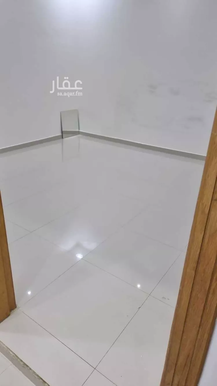 شقة للإيجار في شارع محمد بن عبدالواحد الطبري ، حي الرمال ، الرياض ، منطقة الرياض