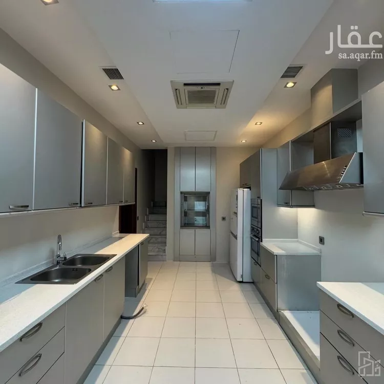 فيلا للبيع في شارع المحازيم, حي الرحمانية, مدينة الرياض, منطقة الرياض صورة 2