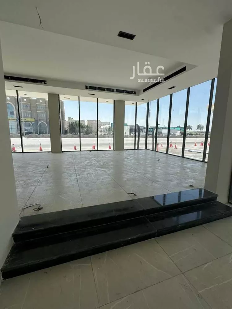 مكتب تجاري للإيجار في شارع الملك فهد بن عبدالعزيز سعود, حي الخور, مدينة الخبر, المنطقة الشرقية صورة 3