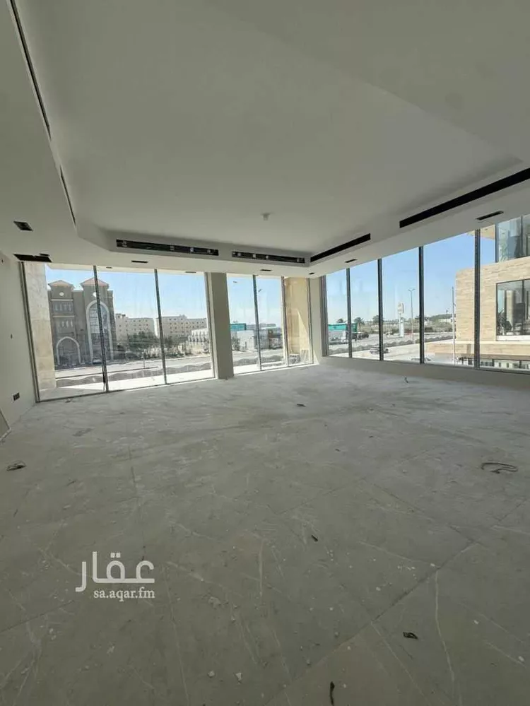 مكتب تجاري للإيجار في شارع الملك فهد بن عبدالعزيز سعود, حي الخور, مدينة الخبر, المنطقة الشرقية صورة 4