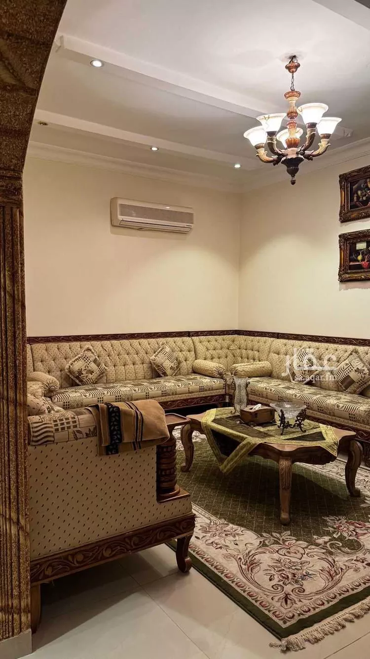 فيلا للإيجار في شارع العسيلة, حي إشبيلية, مدينة الرياض, منطقة الرياض صورة 4