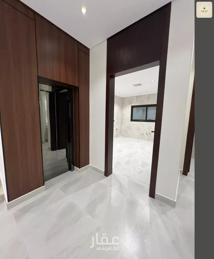فيلا للبيع في شارع غانم المخزومي, حي عتود الشمالي, مدينة خميس مشيط, منطقة عسير صورة 3