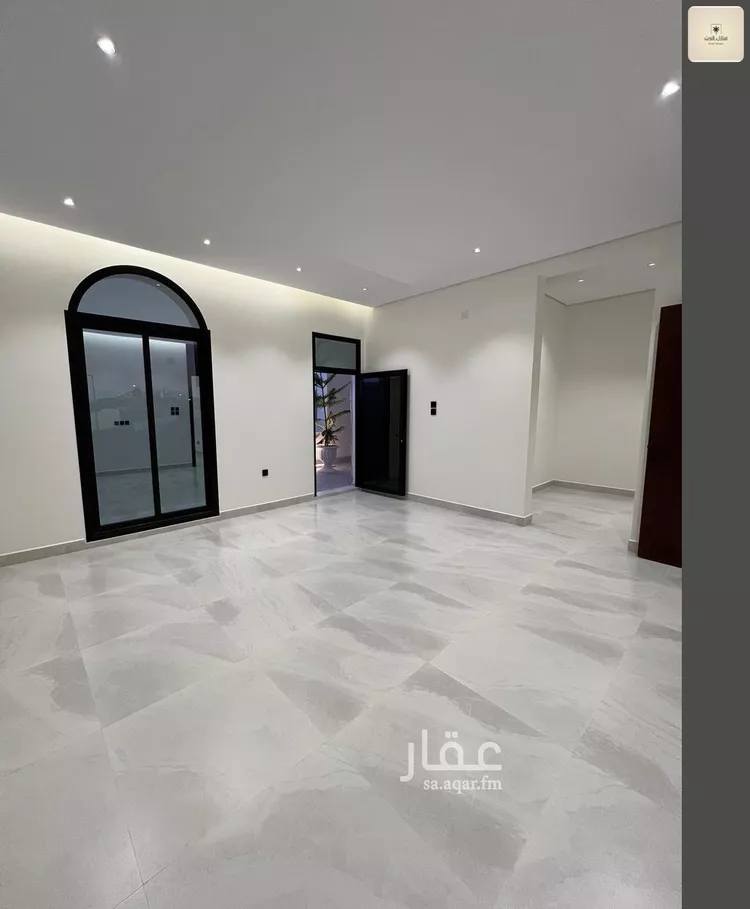 فيلا للبيع في شارع غانم المخزومي, حي عتود الشمالي, مدينة خميس مشيط, منطقة عسير صورة 5