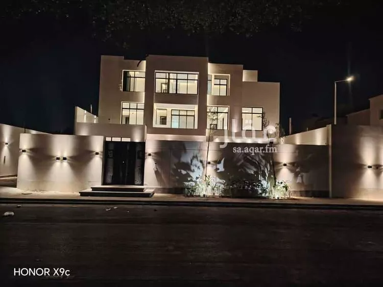 فيلا للبيع في شارع الازهار, حي الملك عبدالله, مدينة الرياض, منطقة الرياض صورة 2
