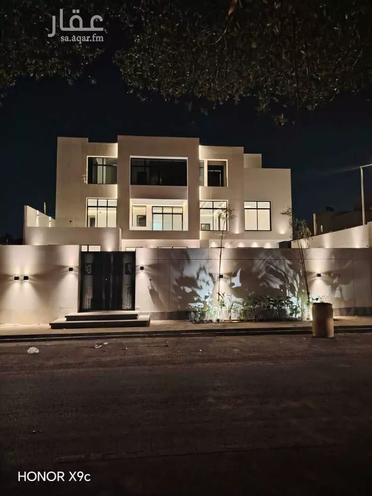 فيلا للبيع في شارع الازهار, حي الملك عبدالله, مدينة الرياض, منطقة الرياض