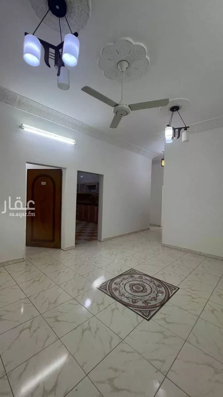 شقة للإيجار في شارع القادسيه ، حي الضرس ، محايل عسير ، محايل صورة 3