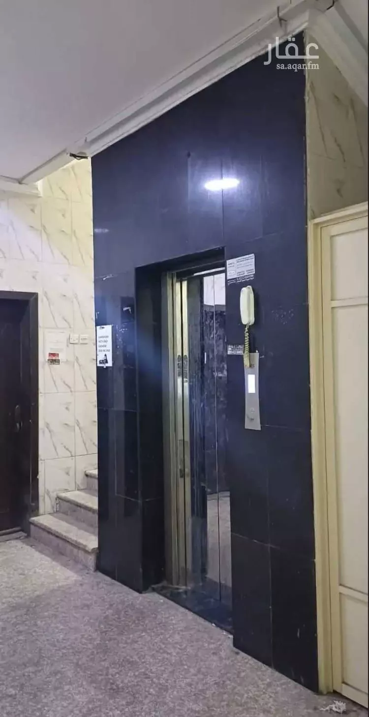 عمارة للبيع في شارع التاسع عشر, حي الثقبة, مدينة الخبر, المنطقة الشرقية صورة 5